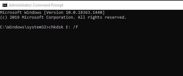 Pruebe el comando chkdsk para comprobar si hay errores en la tarjeta de memoria